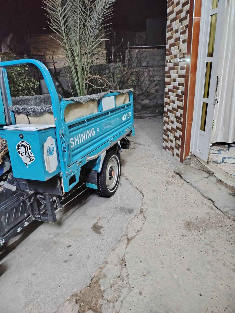 ستوته جمره  مديل2020   للبيع
ستوته مكفوله  ركبه وشاصي   بلاديه

مكينه 2024  شرط   كفاله  مامفتوحه

وستوته مرقمه رقم انكليزي  وبسمي   

شرط احلا من صوره
بابل حله عوفي قرب العلويه شريفه  (ع)
***********
سعر خاص
