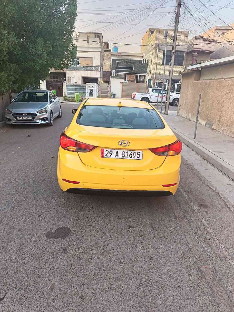 سلام عليكم . النترا 14 رقم واسط انگليزي هزه جديده . مصفره هيئه وغرامات . حادث بنيد نفسه مصلح بدون دواخل موضح بالصور . مكينه گير تبريد تدفئه . تخم تاير جديد جاهزه بدون اي نقص . سونار موجودال سعر 106 بيهه مجال بسيط . هاتف واتساب *********** 
مكاني بغداد الشعله
