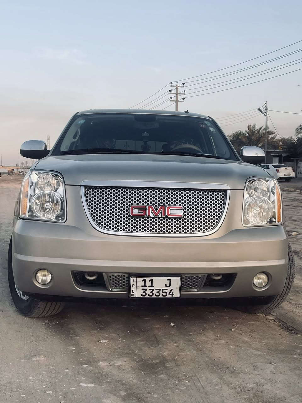 يوكن2007دنلي
مصبوغه جماليه فقط 
نضيفه السياره
مكاني بصره ***********
