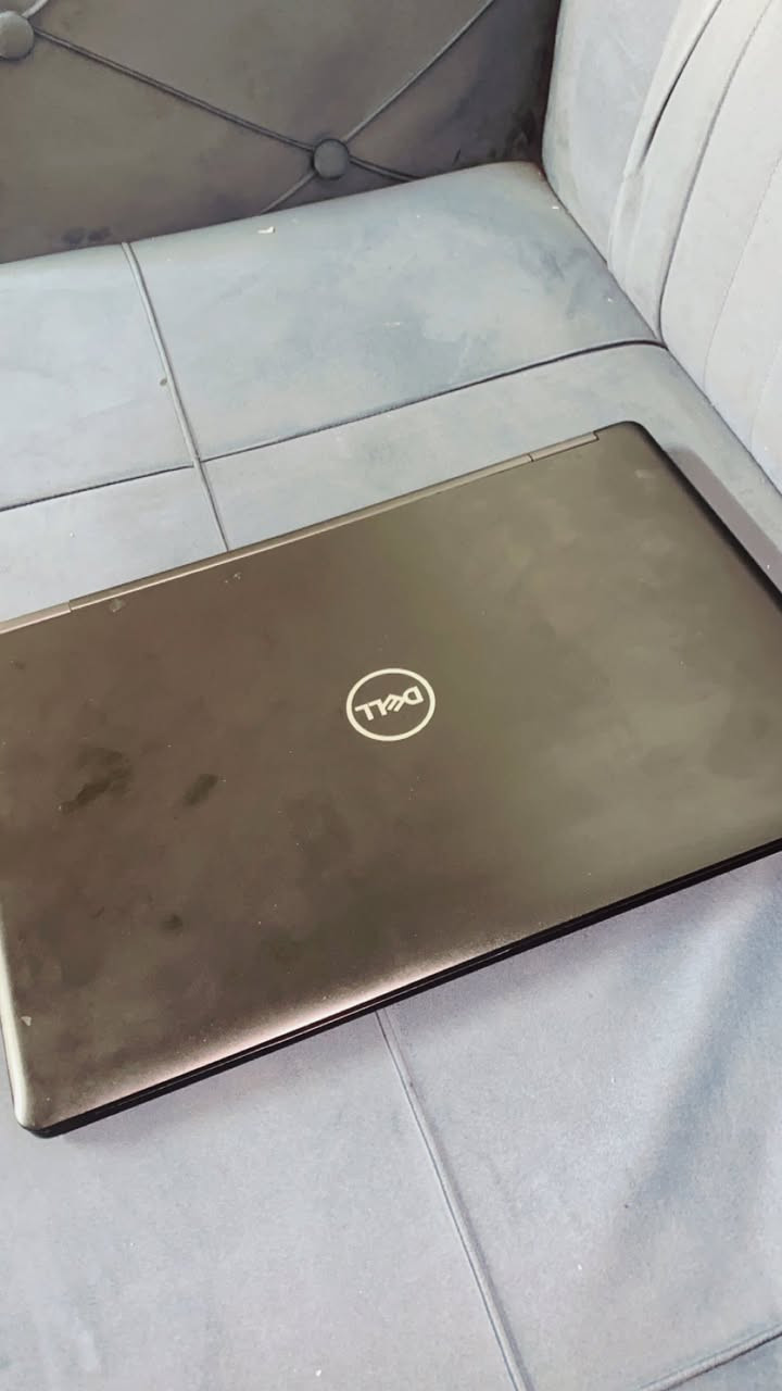 لابتوب ديل للبيع 
السعر 225 الف نهايتة


**إذا كنت صاحب هذا الإعلان وتريد حذفه لأي سبب، رجاءا أرسل رسالة إلى الدعم الفني**