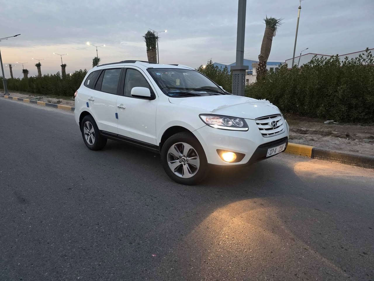 السلام عليكم سنتافي 2009 خليجي كفاله عامه بيه بارد كلش بسيط مكينه ٦ سلندر  ماشيه ٢٠٠ الف تبريد تلث قطع ثلج حداديه ٨٠ بالميه تخم تاير جديد رقم مثنى مميز سنويه لسنه  ٣١ باسمي مكاني البصره ابو الخصيب السعر ١٤٢ وبيه مجال ***********
