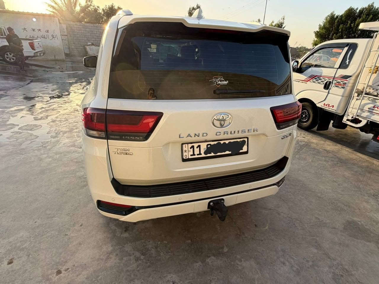 لاندكروز  توين توربو
مواصفات واضحه بالصور
ماشيه ٣ الف فقط
السعر ٨١٥ وبيه مجال بسيط
***********
