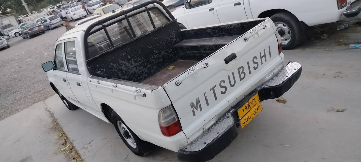 سلام عليكم ميتسوبيشى رقم سليمانية بسمى مديل 2002محرك كير اكسل تبريد تلج سياره وضع شركه مكفول كفالة.***********.سعر62بيه مجال قليل للطيبين
