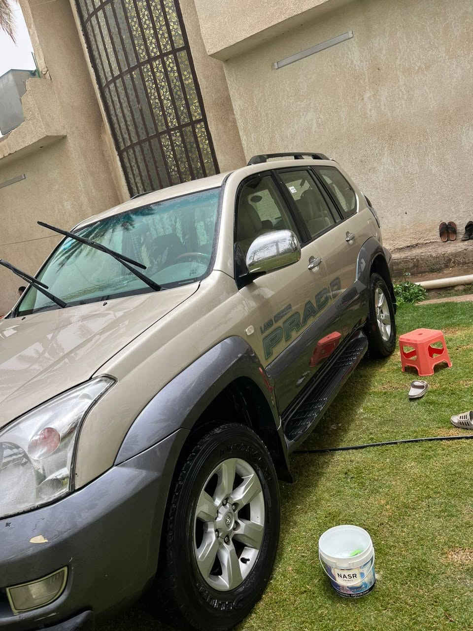 السلام عليكم
برادو ٢٠٠٨ بغداد فول
بيه بارد جاملق امامي يسره وشويه البنيد
السعر 160
***********
