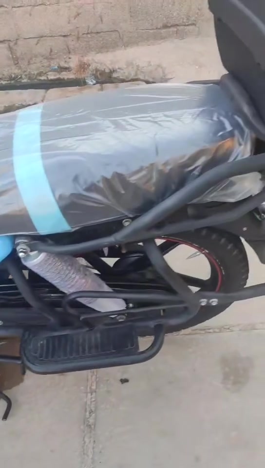 سلام عليكم دراجه البيع مديل 23طالعه ب 24 رقم وسنويه مكفوله كفاله عامه نسختين سويج ما مواجد ع فيس اتصل ع رقم***********
