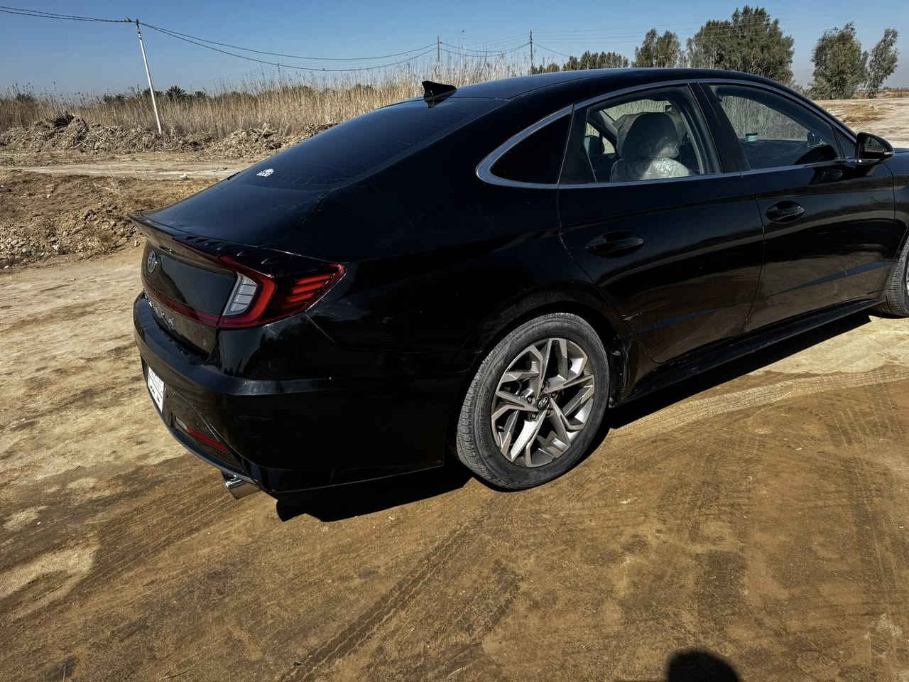 يا الله
سوناتا 2021 

ماشيه 60الف

***********
محرك 2500 الجبير المرغوب 

شاشة جبيرة كامرا دوراه

4 وضعيات قيادة

هاندبريك بصمه

صندوك بصمه

اوتو هولد

اوتو ستوب

تحديد مسار 

تحكمات ستيرن

رادار 

باقي المواصفات معروفه 

سعر 142$ بيع او مراوس بيها مجال قليل 

حادث خلفي جاملغين مصبوغات وقبق جنطه
بجم كبس كفاله مكينه وكير وحداديه وتبريد 
داخل ابيض
