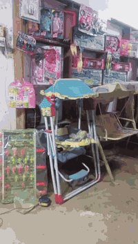 السلام عليكم اخوان المحل العاب  للبيع محل جاهز وبي قطعه ضوئيه حي ميسان تقاطع شارع البوريات شارع الكيات مقابل ماكولات ريحانه علي كرقور شارع البوريات شارع حركه قويه الايجار جدا مناسب ب 150 بالشهر مشترك خط مولده شهري بالنص
***********
