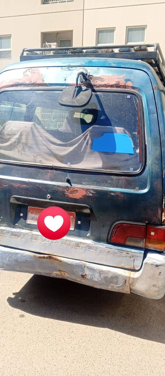 كيا آسيا موديل 95 كير ومحرك واكسل وحداديه وباتري خير من الله كشنات بريجو كاعيه نضيفة 
رقم بغداد صدامي بأسمي والبدي شوف العين ابيع ع البصمة تحويل عالمشتري سعرها 35 وبيها مجال حك الجيه 
***********
