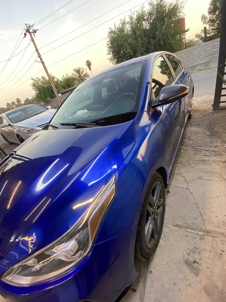 السلام عليكم
سياره فورتي 2020GT

مكينه 2000 مكفوله

گير AlT

السياره خير من الله 

تبريدهاا عالميي

لون ازرق مميز 

موصفات. نص فول 

وارد امريكي حادثه فقط جاملغ  ونص الداعميه لبلاديي اخت لكلين 

ايرباكات امامي خلفي سلميه

رادار امامي خلفي 

تحكم ستيرن 

بصمه  مانع كشنات جلد  وبعض الموصفات الاخرى

السياره جنايه رقم معوقين باسمي. بداية 2027ينفك اخت الحره مستعجل على بيعتهاا

العنون بغداد
السعر 130وبيها مجال للمشتري  

رقم الهاتف *********** وتساب
