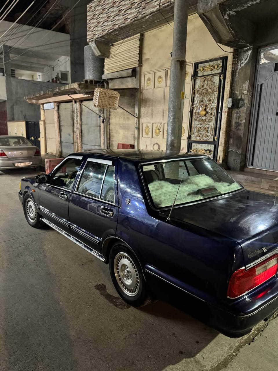 نیسان سدرتک مۆدێل (٢٠٠٢) نیلی
ئارمی پلاستیکی سلیمانی 
بی بۆیاخ یەک بستی درگای سەکنی هەیەو بەس بەس گێڕو مەکینەی بەشەرت جرکەی تیانیە
ماشاللە مەکینەی ئەڵی سەعاتە بێ تەقە و ڕەقە 
سەقفی جوان بێ جاڵ و شوخت
سعری (٣٧) گەڵاوە مەعملە
شوێن سەیدسادق
*********** حلبجة, السليمانية
