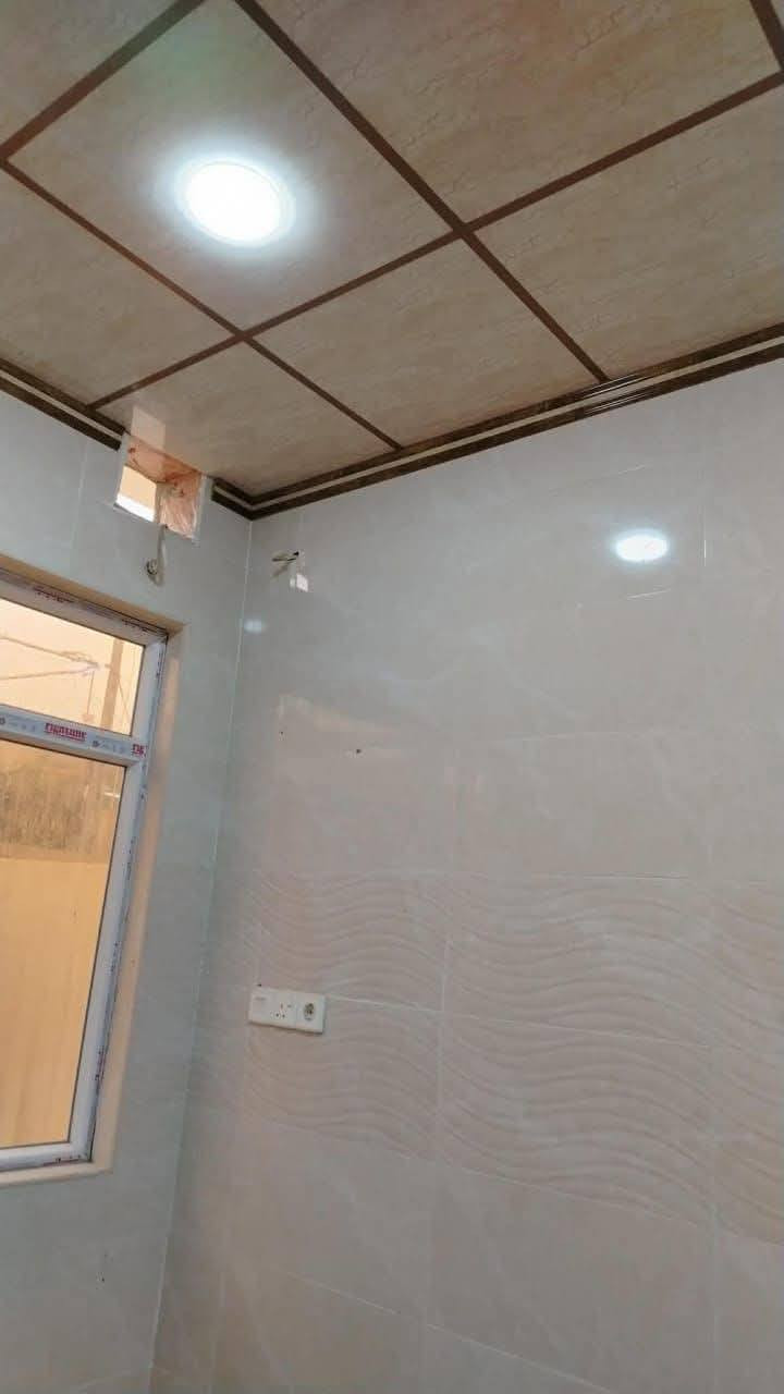 🏠 دار للـــــــبيـع 
في حي الاعلام  
______ قرب جامع القاسم __________

المساحــــــة // ١٠٠متر  #طابـــــو زهور 
الواجهـــــــــة // ٥ ونص    م

________________
🏗️🧱#الطابــــــــــــــق #الأرضـــــــــــــي
غرفـــــــــــة 1   وصالـــــــــــة وهـــــــــــول ومطبــــــــخ حـــــــــار وبــــــــــارد ومجـمـــــــــع صحيــــــــات ... وكراج سيارة  

🏗️🧱#الطابــــــــــــــق #الثانــــــــــــــــي
 ٢    ...  غرفه نوم وهول واستقبال وصحيات 
____________________
مواصفات الدار
نظام دكتات نظام كامرات  نظام دشات نظام خط وطني لكل  

منظومة كامرات 

_____________________
________________💲
السعــــــــــر   ع خاص 
________________💲
_____________________

#مكتـــــــــب
           🏗️🧱العباجي الاستثمارات العقاري  🧱🏗️
#الكائــــــــــن
  حي الزهور سيتدتي الجميله #مقابل جرزات كرم #أوالإتصال 
         *********** 📞☎️📞*********** 
                           ‏‪*********** 
_____________________________________________
