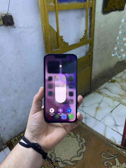 سلام عليكم
13عادي 
ذاكره128بطاريه77
الون النيلي نضافه100
الجهاز شرق أوسط ماستر 
AAAكله شغال الجهاز 
كامرات✅ اتصال ✅سيمكرت ✅
واي فاي✅فيس ايدي ✅كله شغال مابي مشكله 
يرهم مراوس ويرهم بيع مكاني بغداد مدينة الصدر السعر 375وبي مجال 
راسل واتساب وبخدمتك ***********
