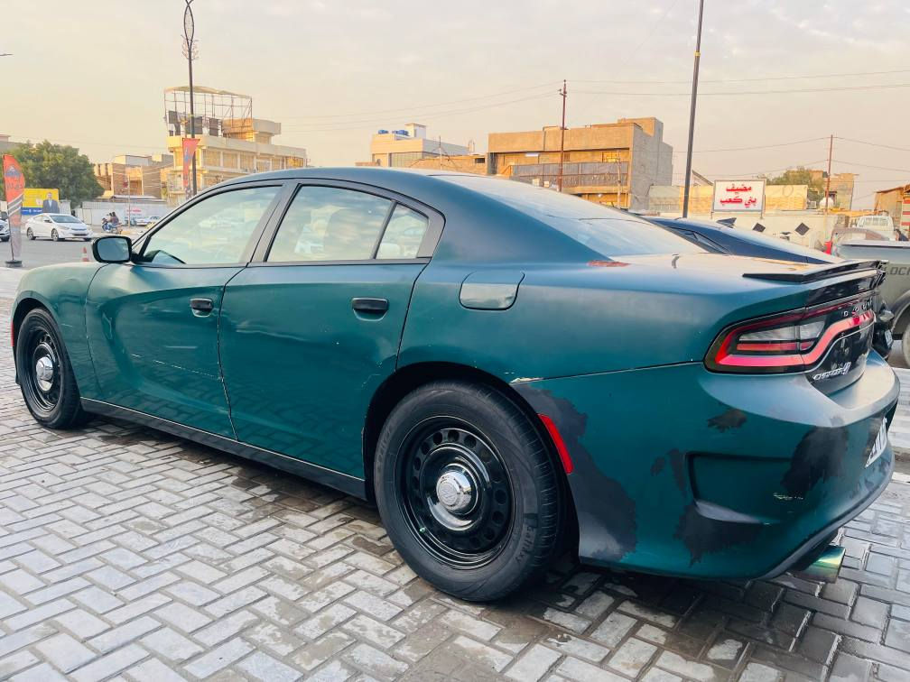 السلام عليكم جارجر بوليسي 2017هيمي 5700
سياره عوزها ترتيبات بسيطه بيها منضومة غاز سياره بسمي ثاني يوم تحويل 
بيها مكانات جراد صور الحادث مرفوقه ويا صور
*********** 140وبيها مجال بغداد, العراق
