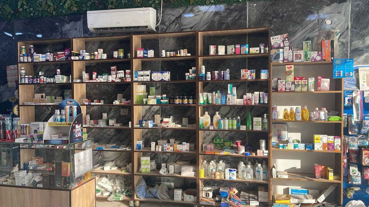 فاترينات للبيع (المعروضة بالصور) بحالة جيدة جدا
البيع كاملة او مفردات
للراغبين التواصل على الخاص


**إذا كنت صاحب هذا الإعلان وتريد حذفه لأي سبب، رجاءا أرسل رسالة إلى الدعم الفني**