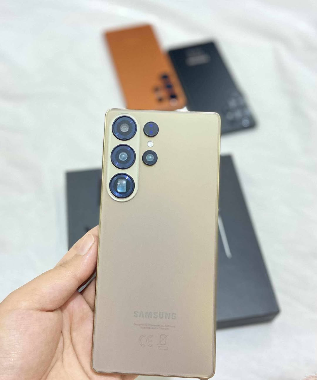 سمسونج S26 التر اصلي فيتنامي  ذاكرة  1 تيرا  اثنين شريحة سيمكارت  بطارية 5500 سعر  99 الف وتوصيل مجاني
للحجز ارسل رقمك والعنوان


**إذا كنت صاحب هذا الإعلان وتريد حذفه لأي سبب، رجاءا أرسل رسالة إلى الدعم الفني**