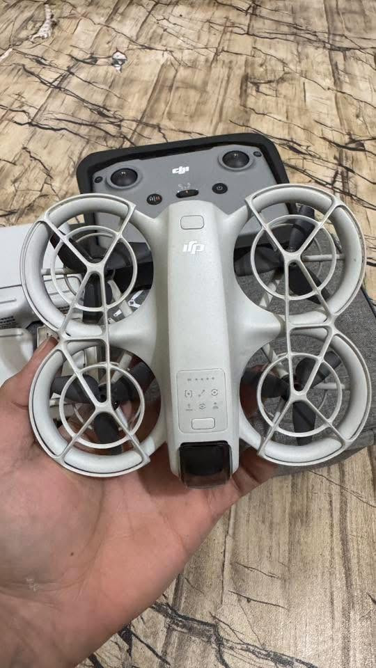درون dji neo
السلام عليكم درون نيو غنيه عن التعريف 

تصوير فور كي 

الطياره نضيفه كلش 

ملحقاته 4 بطاريات شاحن بطاريات فلاش اضائه حامي كمبل جنطه الدررن مكانه ناصريه مركز السعر خاص


**إذا كنت صاحب هذا الإعلان وتريد حذفه لأي سبب، رجاءا أرسل رسالة إلى الدعم الفني**