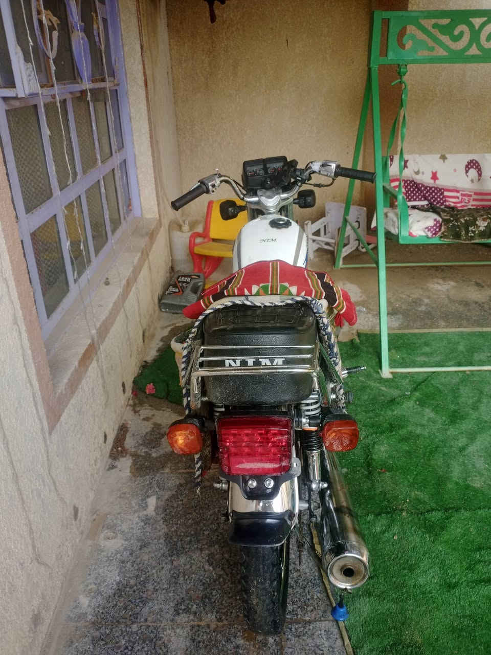 السلام عليكم
دراجة للبيع امتياز موديل 25 شهر ال7 بلادية للاخير حتة قبق لتفيلس ممفتوح بيهة صوت تفيلس مستحقة نقصهة لايت امامي حترگ واشارة خلفية فقط لباقي كلة نظيف سعر675 وبيهة مجال بسيط مكاني كربلاء الحر استفسار/***********/وبي واتساب
