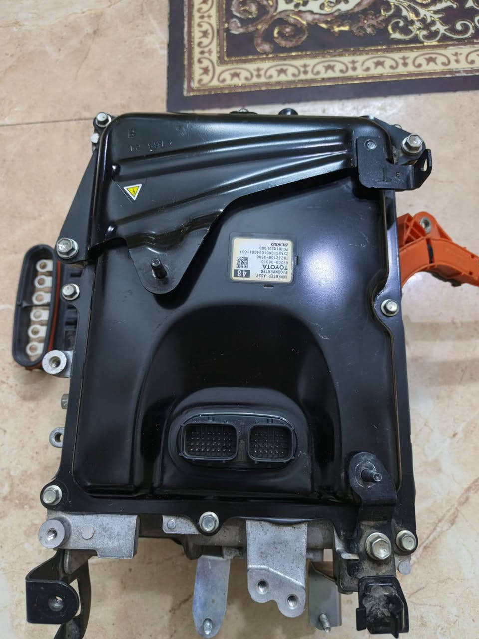 السلام اخوان جهاز هايبرد مال كامري يرهم على كل الموديلات من 2025 و جوا . نظيف جدا وهذا رقم ***********
