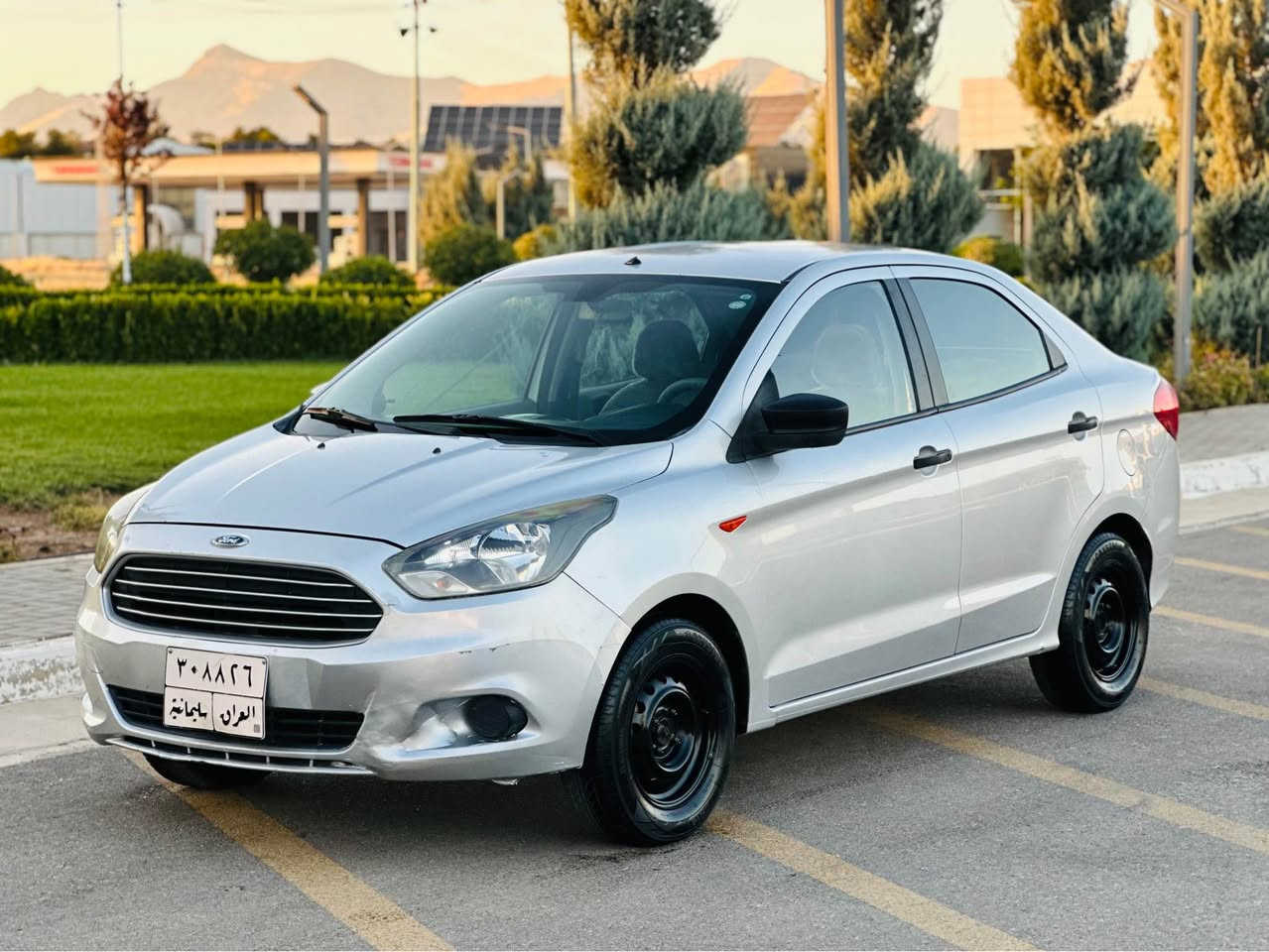 Ford Figo 2016 📦

فۆرد فیگۆ ٢٠١٦ 
سەیارەکە بێ بۆیاخە 
گێڕ و مەکینە و کارەباییات بە شەرت 
مەکینەی نەکراوەتەوە 
گێڕی نەکراوەتەوە و تەپەی گێڕی نییە 
سەیارەکە زۆر نموونەیە و ماڵی دۆستە 
تەقە و ڕەقەی نییە 
سەنەوی بەسەر نەچووە 
تایەی تازەیە 
تەبرید و هەموو شتێکی بە شەرت 

سعر : 70$ 

📞 *********** السليمانية, العراق
