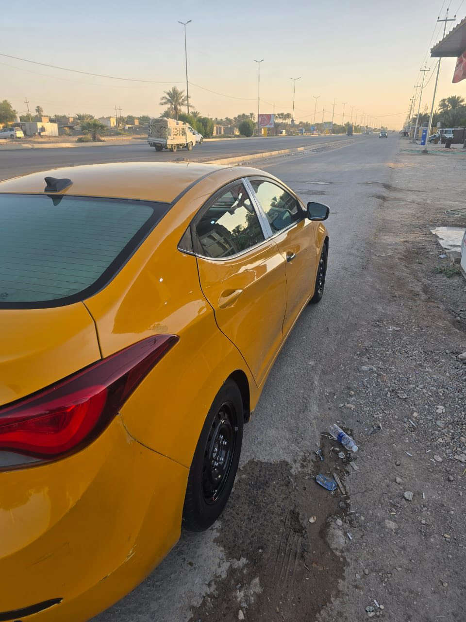 سلام عليكم النتتره مدي15محدثه16 سياره جديده نفس لبصوره بيها قطعتين ولبقيه مكفول كير ومكينه وشواصي ولغود مكفوله سياره كربلاء لستفسار ع رقم *********** سونار موجود سعر سياره 110وبيها مجال حك جيه
