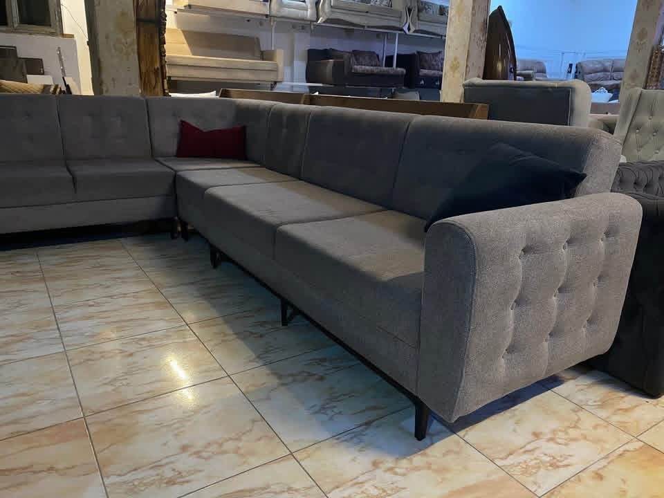 💫يوان جديدماركة 10 مقعد💫مستخدم 💫قماش خاولي 💫مقعد طبي 💫السعر550الف العنوان :— بغداد ♥️المحمودية***********  واتس اب بغداد, العراق
