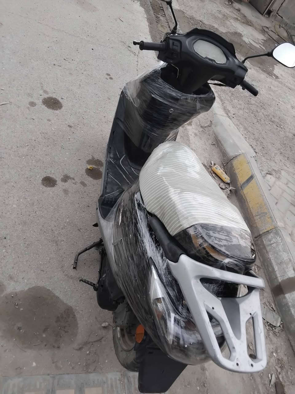 يالله دراجه سبيسي موديل 23 للبيع نضافه كدام عينك خير من الله كهربايات كله شغال نكره باي وقت ويل كب بلادي سعر 350 وبيها مجال مكاني صويره رقم الهاتف ***********
