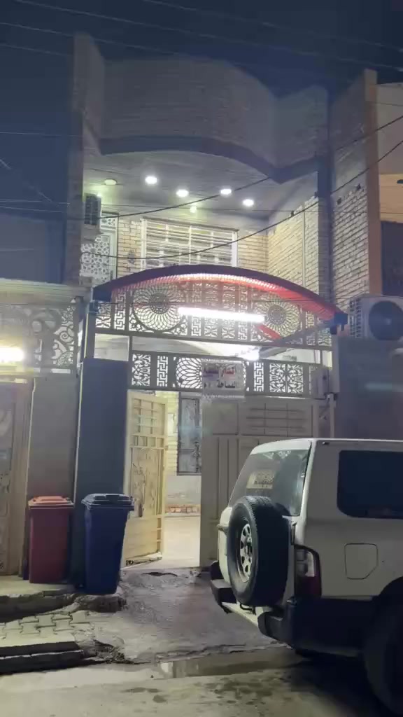 بيت للبيع ١٠٠ متر في حي الرحمه الوجهه ٥ متر والنزول ٢٠ متر الاستفسار الاتصال الرقم *********** علمأ غير متواجد على الفيس
