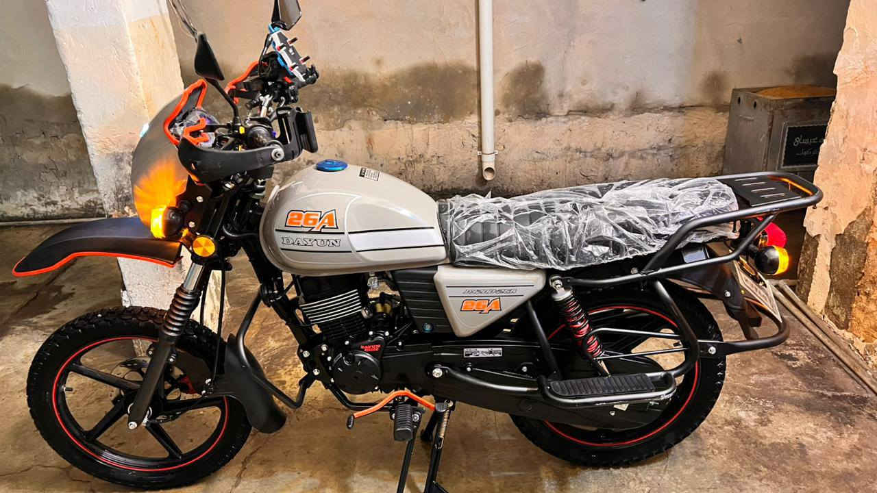 السلام عليكم دايون جبلي 2026 صارلو 15 يوم من اخذتو بعد زيرو ما ماشي قليل مابي اي عيب بعد كارتون شركه فول السعر 1475 يعني سعرو مليون و 475
ملاحضه مهمه ‼️ الدراجه ما مسجله فقط بيها منفيس مال شركه 
***********
مكان الحويجه دخل
