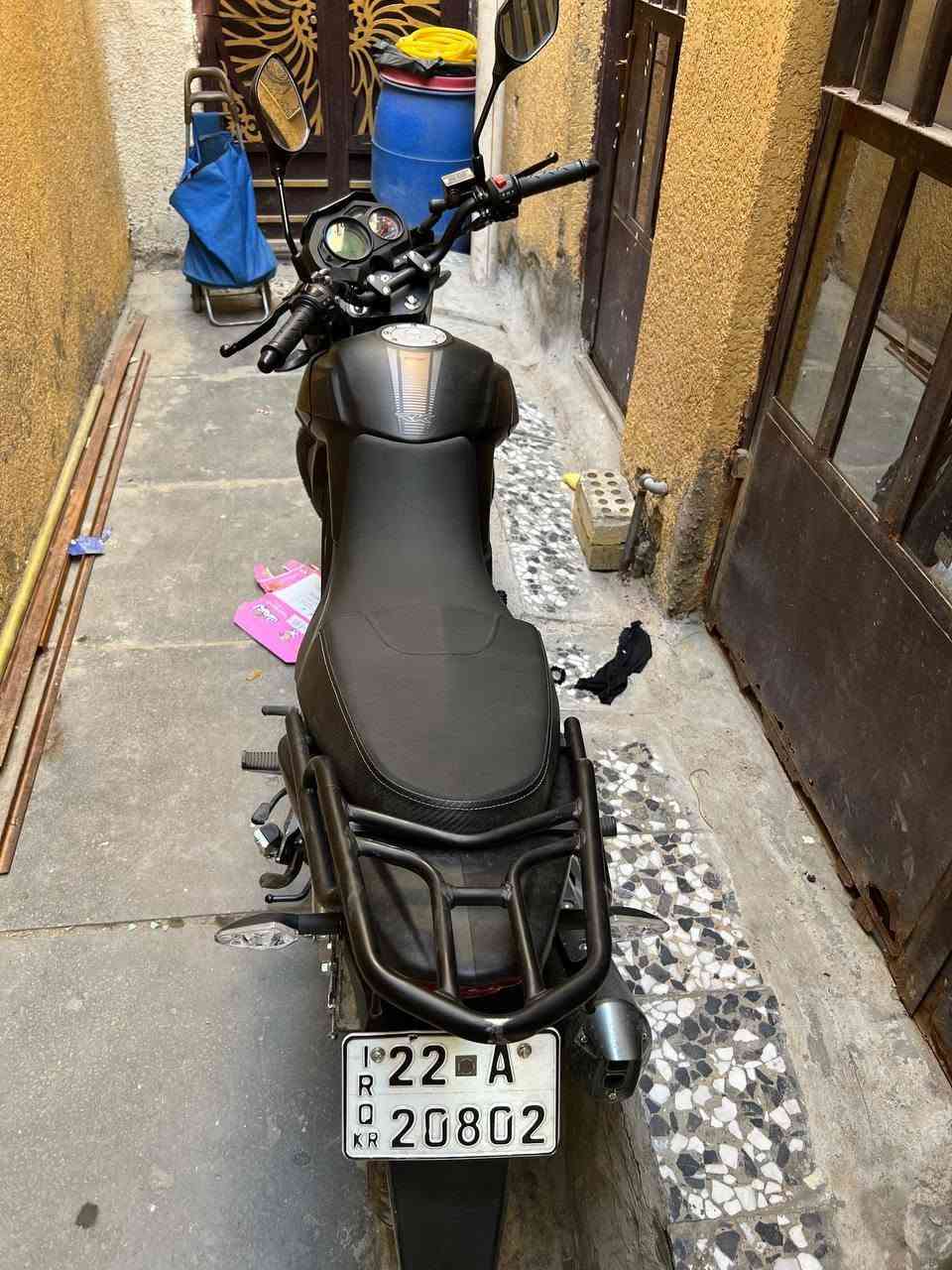 من رخصة الادمن
السلام عليكم شباب عندي دراجة rk 200cc ايطالي رقم و سنوية رقمها اربيل بعدني ممحول السنويه باسمي صار اسبوع من اخذتها  و حتاجيت فلوس ماشي 500كم لون اسود طافي سعرها قفل 2,900,000 د.ع مستعجل على بيعتها هاذ رقمي واتساب متواجد 

ه‍/***********
