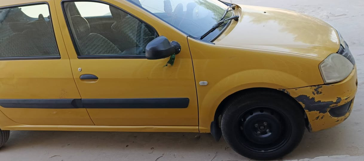 سلام عليكم رينو لوكان سبعه راكب الموديل ١٢رقم بصره العنوان بغداد السعر ٥٠ (***********
