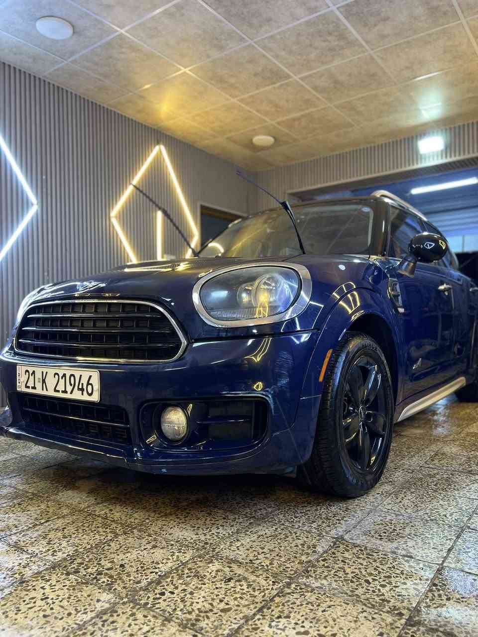 سلام عليكم مني كوبركانتري مان موديل 18 ماشيه 50 الف بدون صبغ اوتبديل
فول مواصفات
بصمه
داخل مشمشي
كشن كهراباء وخزن
بانوراما
وبيها بعدمواصفات
السعرالمطلوب 135 وبيها مجال بسيط
***********
سياره جاهزه وي خلل مابيها 
مكاني بغداد منصورداودي عليها ارقام جددوبسمي
