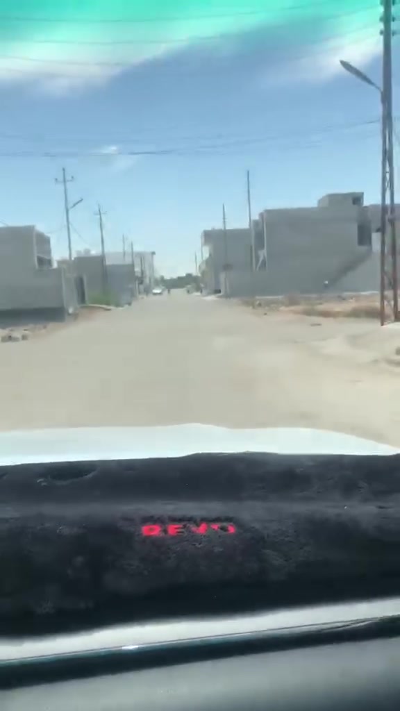 قطعه للبيع مساحه ٦٠٠ متر أم العظام قرب شارع العام خلف كوفي ‏الاوائل طابو زراعي سند ٢٥بنص البيوت مكانه كلش حلو تواصل على رقم او الخاص ***********
