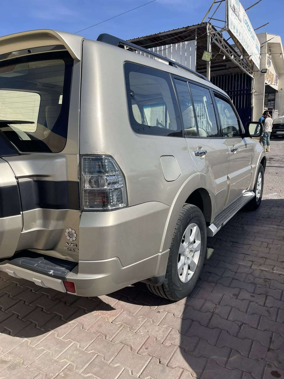 باجيرو 218 سلايت محرك 3500 رقم اربيل كفاله فقط شبر صبغ بلجاملغ الامامي الباقي كفاله مكان السياره بغداد شارع فلسطين
سعر 183 وبيها مجال
***********
***********
