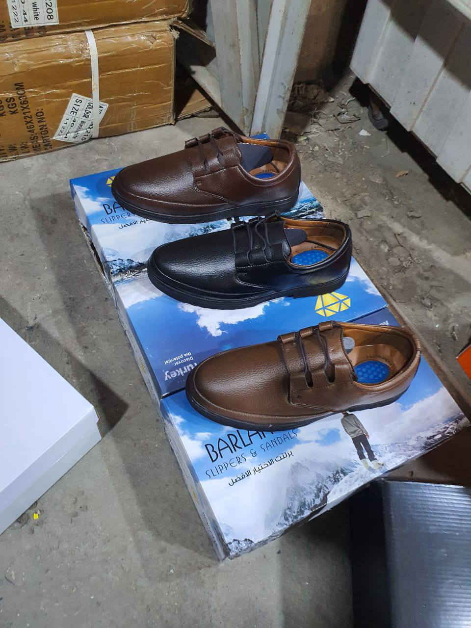 رسمي تركي طبي
الكارتون 8 قطع 
سعر القطعه 7 الاف 
للحجز واتساب 📞 
***********
