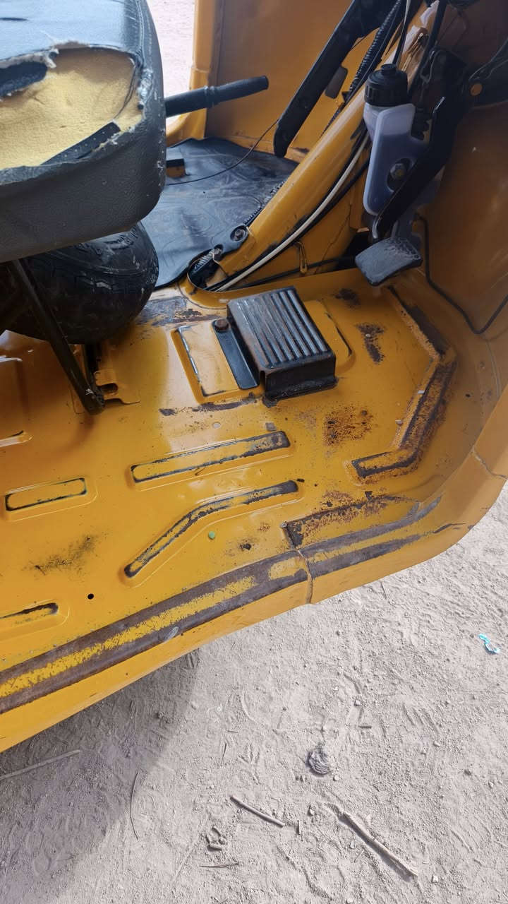 سلام عليكم 
تكتك للبيع 2020 تي في اس جديه مكينته مفتوحه 
رقم ذي قار  بسمي نكليزي كامله علا اخر حبايه 
ملاحضه مكلف بل نشر رقم صاحب التكتك 
***********
