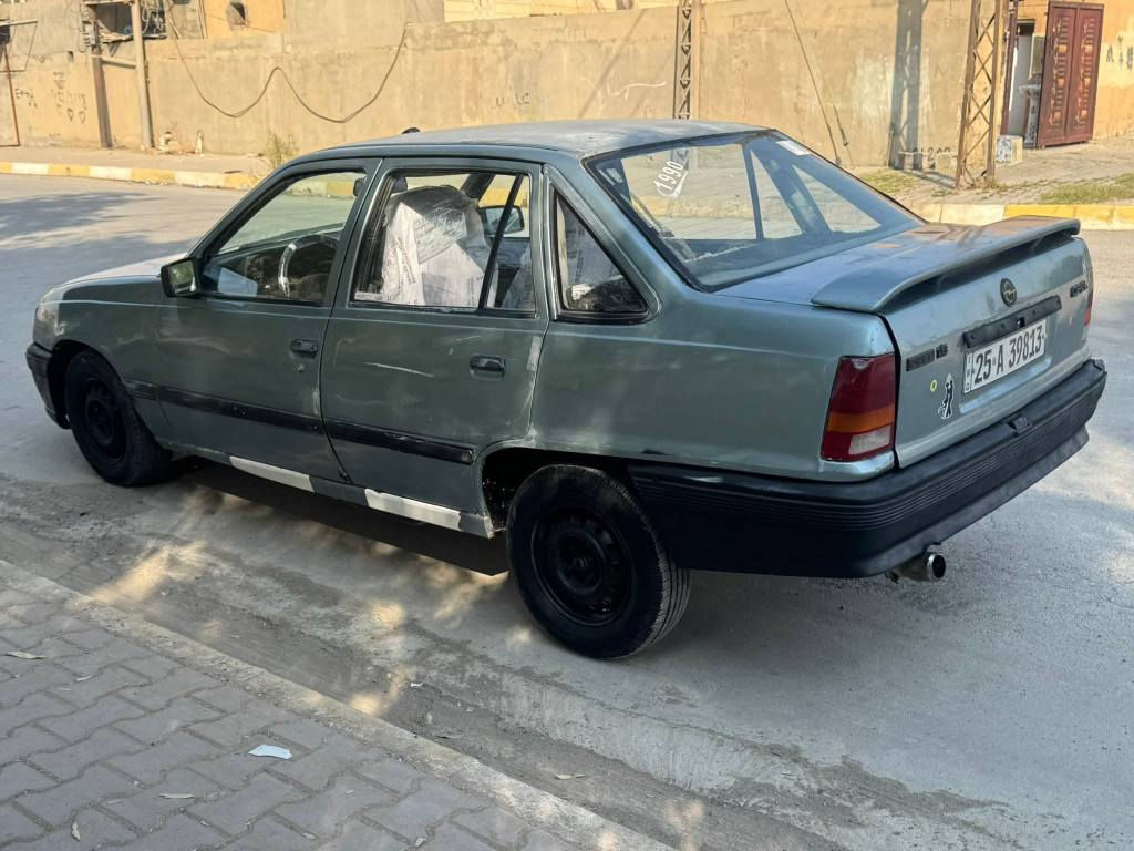 كاديت موديل 1990 رقم سنويه لحد 30 جديد رقم انكليزي صدر جديد مسويه صار اسبوع بريك ومحرك وكهربائيات خير من الله للاستفسار *********** سعر 22$ كركوك, العراق
