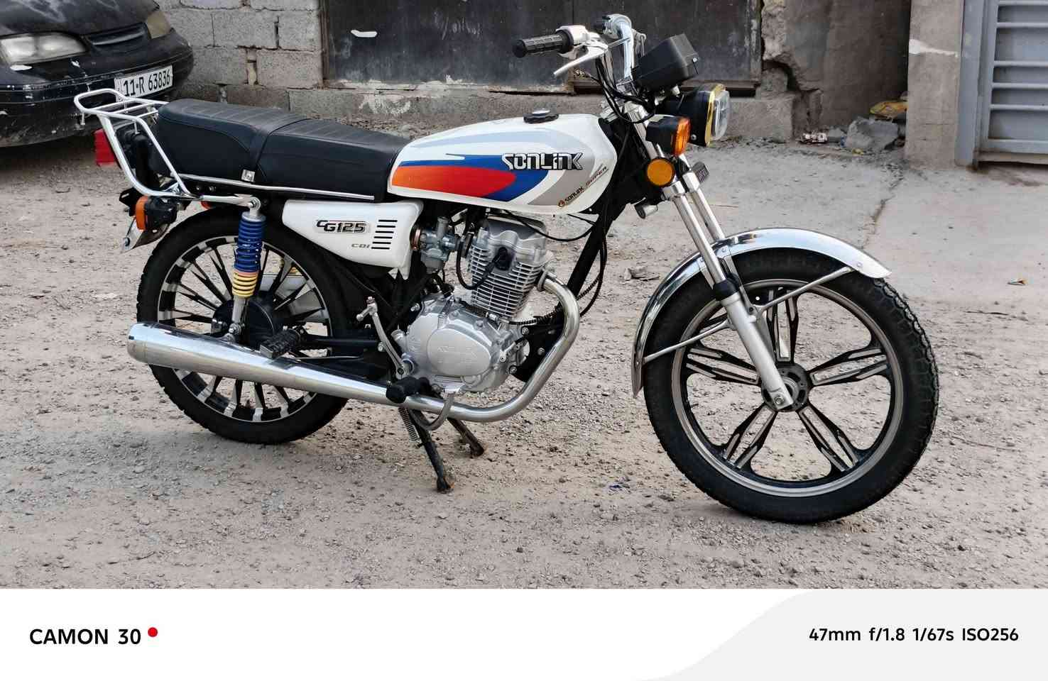 سلام عليكم اخوان من رخصت المدير طبعن دراجه ايراني سونك اوراق اصوليه موديل 2025 كلش حلوه ونضيفه كفاله  الدراجه السعر 550 وبيه مجال لطيبين استفسر اتصال ***********
***********@
