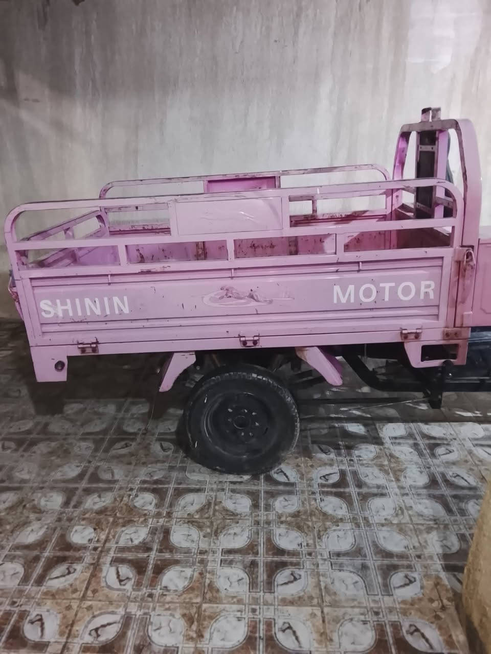 يا الله السلام عليكم ستوتة موديل 2021 لبيع السعر 1500 مكاني كربلاء ***********
