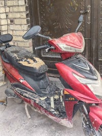 ماطور سكنس شحن للبيع بسعر  مناسب نقصه بس بطاريات التواصل 07823676626