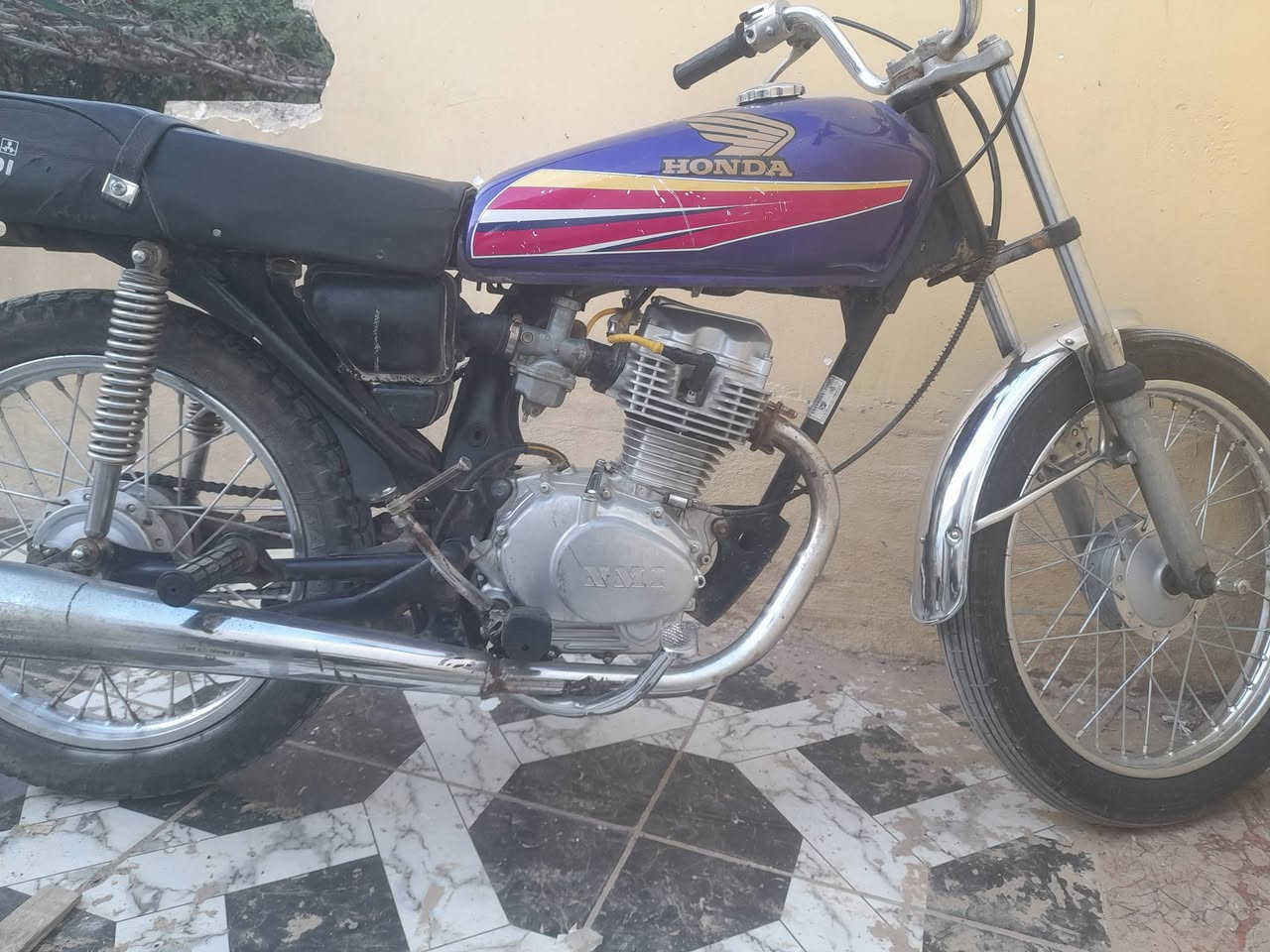 دراجة اربعة كير دراجة ناعمة مابيهة شي مكاني كربلة سعر 200 تصل ***********
