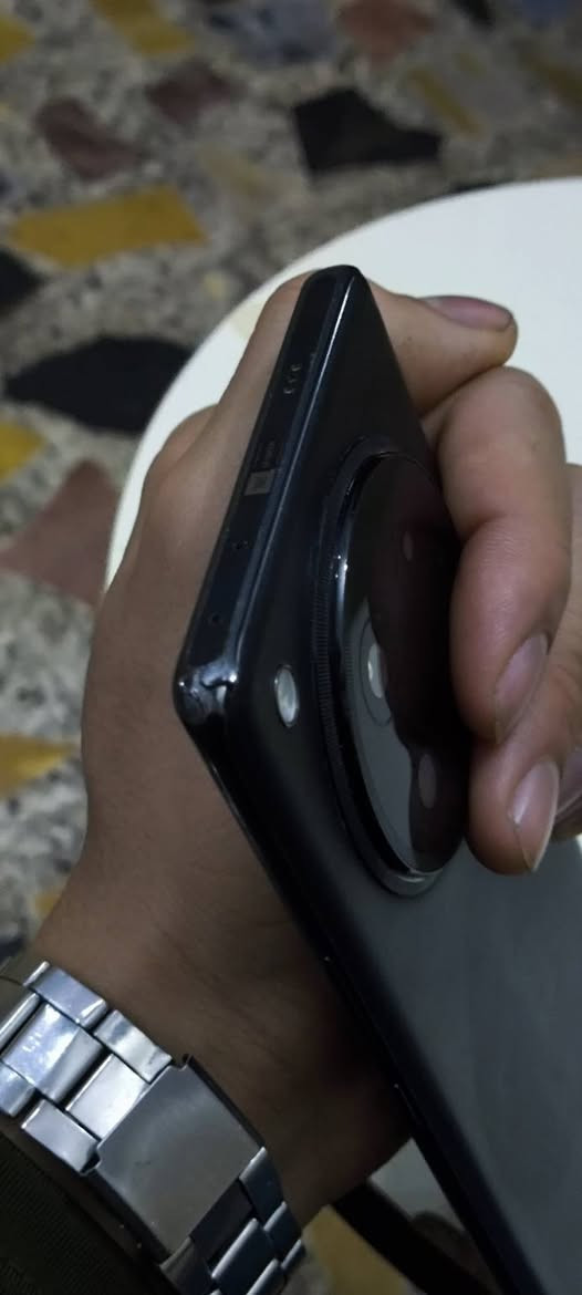 انفنكس زيرو 40 ذاكره 512 عشوائيه 8/8 جهاز بي كسر خفيف بل شاشه ما مأثر بشي ابد وباقي بل صور جهاز راقي نضافه 80/100 ببجي 60 فريم كامره حلوه جهاز كفاله باقي كله بدون غراض رايده ب170 الف وبي مجال قليل ما يعجبك لا تكسر بل سعر مكاني بصره قبله


**إذا كنت صاحب هذا الإعلان وتريد حذفه لأي سبب، رجاءا أرسل رسالة إلى الدعم الفني**