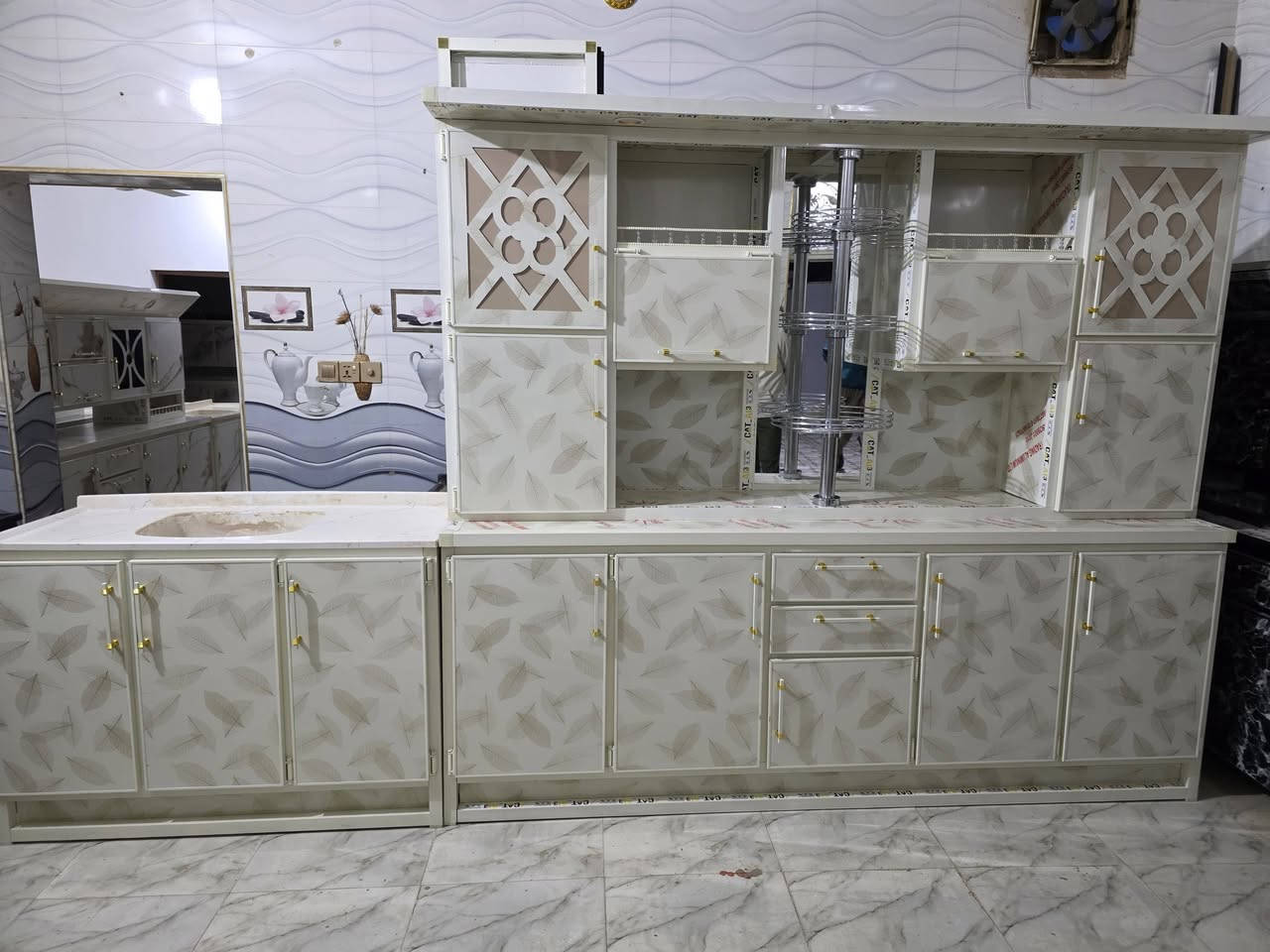 كاونترات  جديد غير مستعمل  ..
الموجودات بتاريخ  ٦  /  ٢  يوم الجمعه 
العنوان بداية فرع ابو الماش الجهه اليسار مقابل افران ومعجنات الحوراء ومقابل صيدلية عبدالرحمن..
***********
***********  وات ساب
