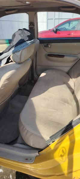 السلام عليكم BYD F3 موديل 2012 مكينه جديده شادها مال لانسر كير اوتو كير مكينه مكفولات كهربائيات كلها شغاله مال جناي سنويه صارلها شهر من سقطت تجديد علمشتري غرامات وهيئه عليه سعر 50$ وبيها مجال بسيط والسوك كلشي حته ب25 تلكه عنوان بغداد الرصافه قرب الجسر الفرنسي *********** بي واتس ***********
