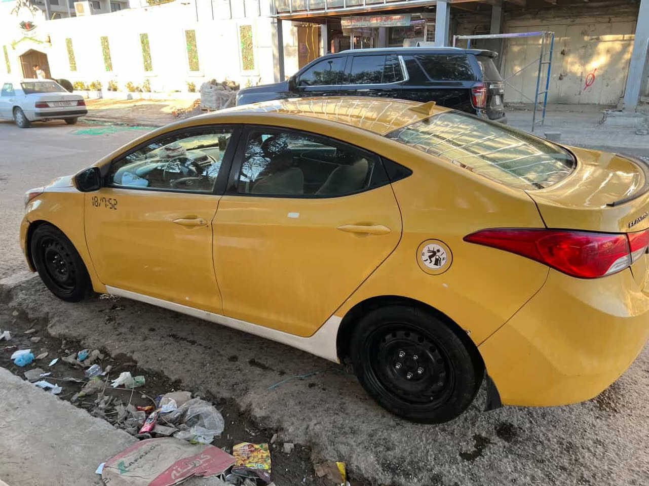 السلام عليكم النترا 2013 الساره نضيه او جاهزه عارضها للبيع موصفات السياره شاشه
تكحمات استيرن جهتين التبريد جديد تلج 🥶 السياره نضيفه وارد امريكي الرقم انكليزي الجديد  السعر ب 98 او بيها مجال بصيط للشراي  ***********
