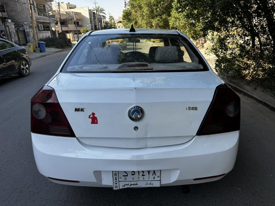 ***********
جيلي MK 2011 رقم بغداد تحويل مباشر مشروع وطني سعرها 42 ورقة سياره نضيفه كلش مكينة وكير تبريد حداديه بدون كل نقص بدون لا ضربة ولا صبغ كلها بلاد على شركة دينار متصرفلها مكان السيارة الصليخ ال ٦٠٠ للاستفسار هذة رقمي ***********
