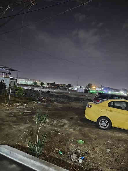 تحيه طيبه السلام عليكم
دار للبيع مساحة 100 واجهه 5 نزال 20
بناء حديث طابقين يقع في بغداد حي جهاد 
مقابل شقق حي صدام الامن الوطني محله 883 
قرب شارع مولدات قرب ملعب كاتبن 
بنا حديث طابق اول كامل طابق ثاني يحتاج تكمله 
ملك صرف طابو صالح سكن 
قريبة على شارع منطقه كامل خدمات 
يوجد فديو يراسلني واتس اب 
أي استفسار 
***********
