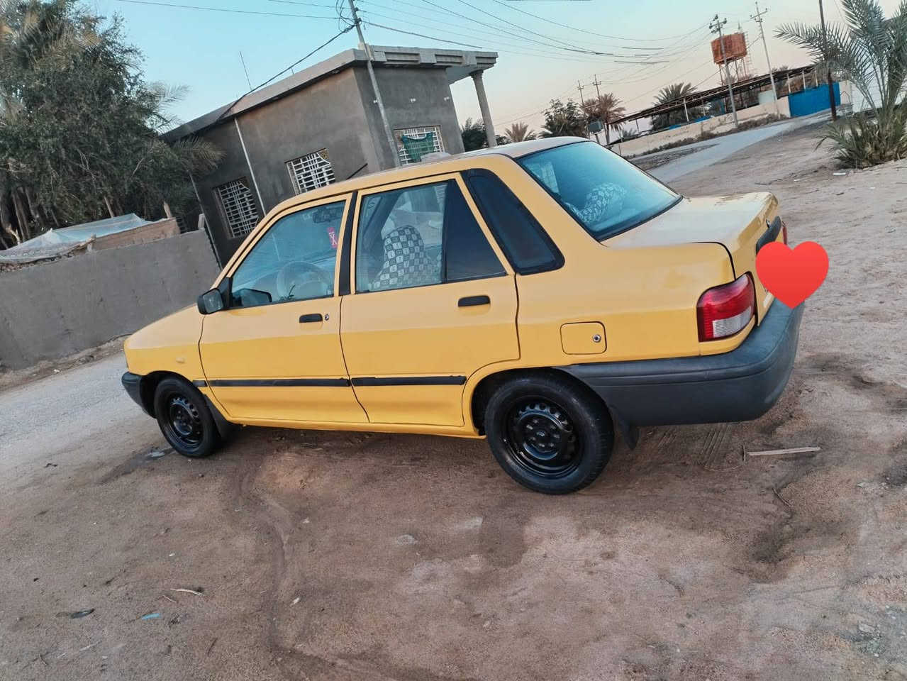 السلام عليكم سايبه مديل 12 رقم قادسيه انكليزي سنويه مجدده 30 مصفره هيئه وغرامات خط وبحث جدد مكفوله من ضربه وتبديل وصبغ عده جاملغ الكدام فقط صبغ سياره احله من صوره مكينه وكير جدد حداديه جديده كهربائيات كله تشتغل قطرت خياس ماكو تخم تاير جديد السعر 31  مكان السياره ديوانيه قضاء غماس التصال ع رقم ***********
