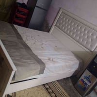 للبيع جربايه تركي مع دوشك مسخدم قليل ب 150وبيها مجال خاص ع الوتساب 077...