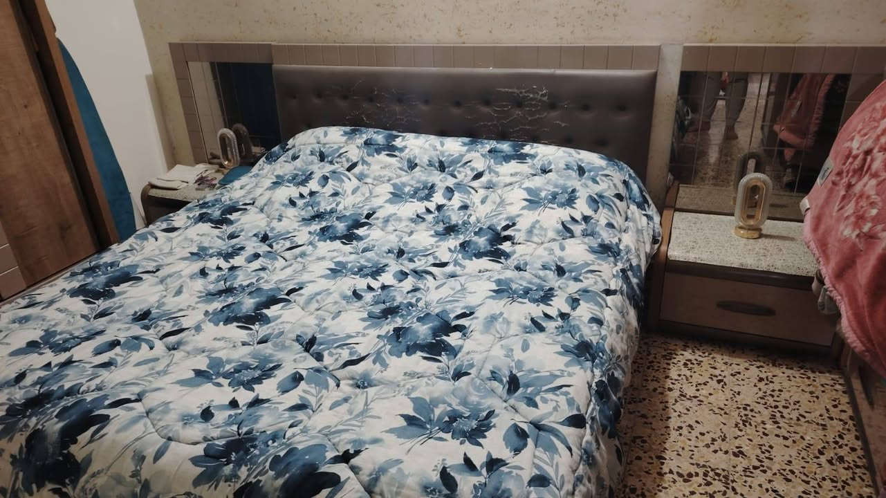 غرفه نوم عشره قطع للبيع مكانه العامريه ***********
