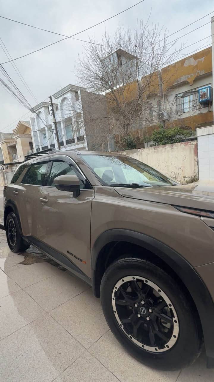 سلام وعليكم نيسان باث فايندر 
موديل 2024 
فئة rock creek
ماشية 15000 قابل لزياده 
سياره فول فول موصفات ريك روك 
حساسات امامي خلفي 
كشنات كهرباء +منفصل الخلفي 
سياره رقم اربيل باسمي تريد تحويل تريد وكاله 
جاهزه مجهزه سياره من صدر امامي خلفي 
ضرر سياره:جاملغ+بونيد 
ايرباكات:طاك راجع سستم 
سعر:230وبي مجال 
موقع:بغداد_الكريعات 
رقم تلفون:*********** بغداد, العراق
